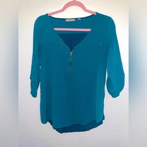 Turquoise mid sleeve shirt Size L